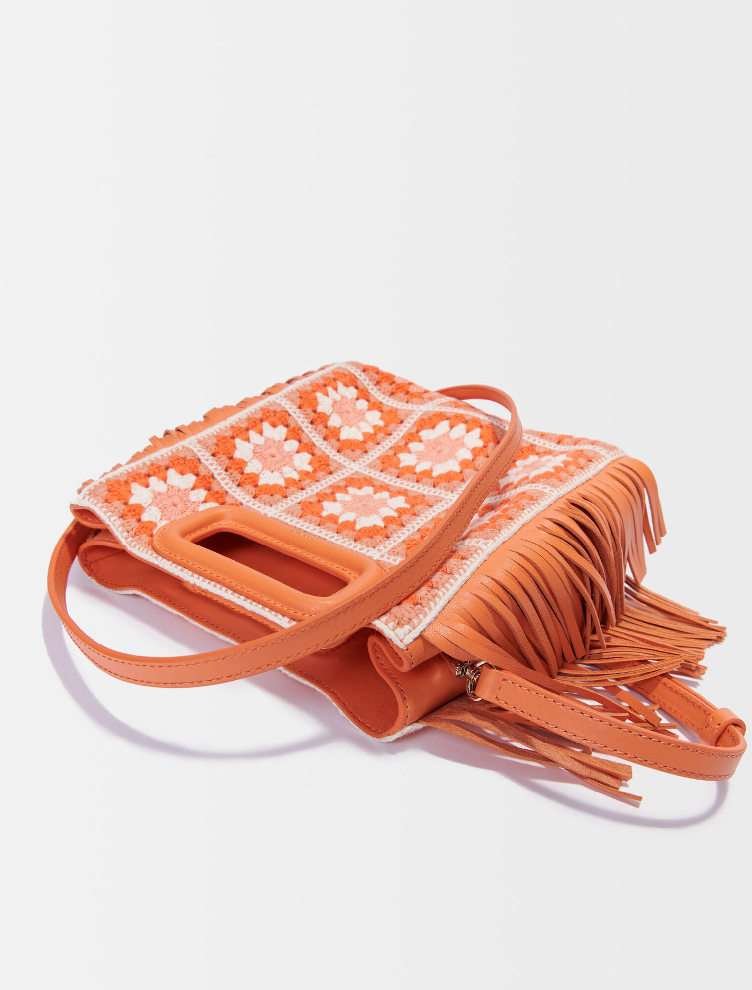 Crochet M bag