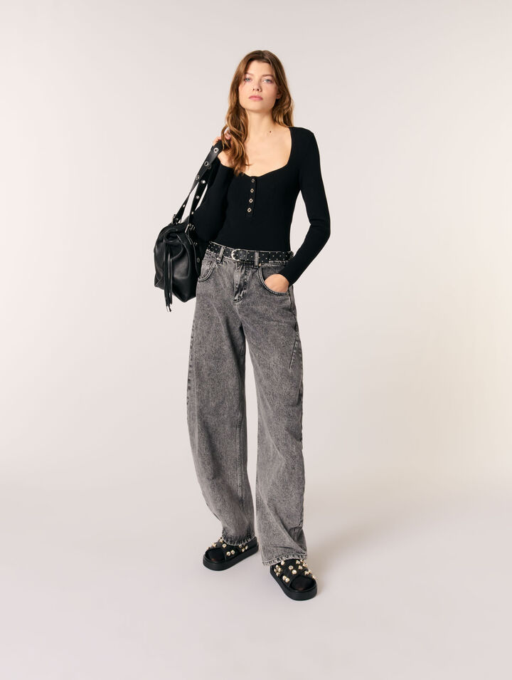 Low-neck rib knit sweater
