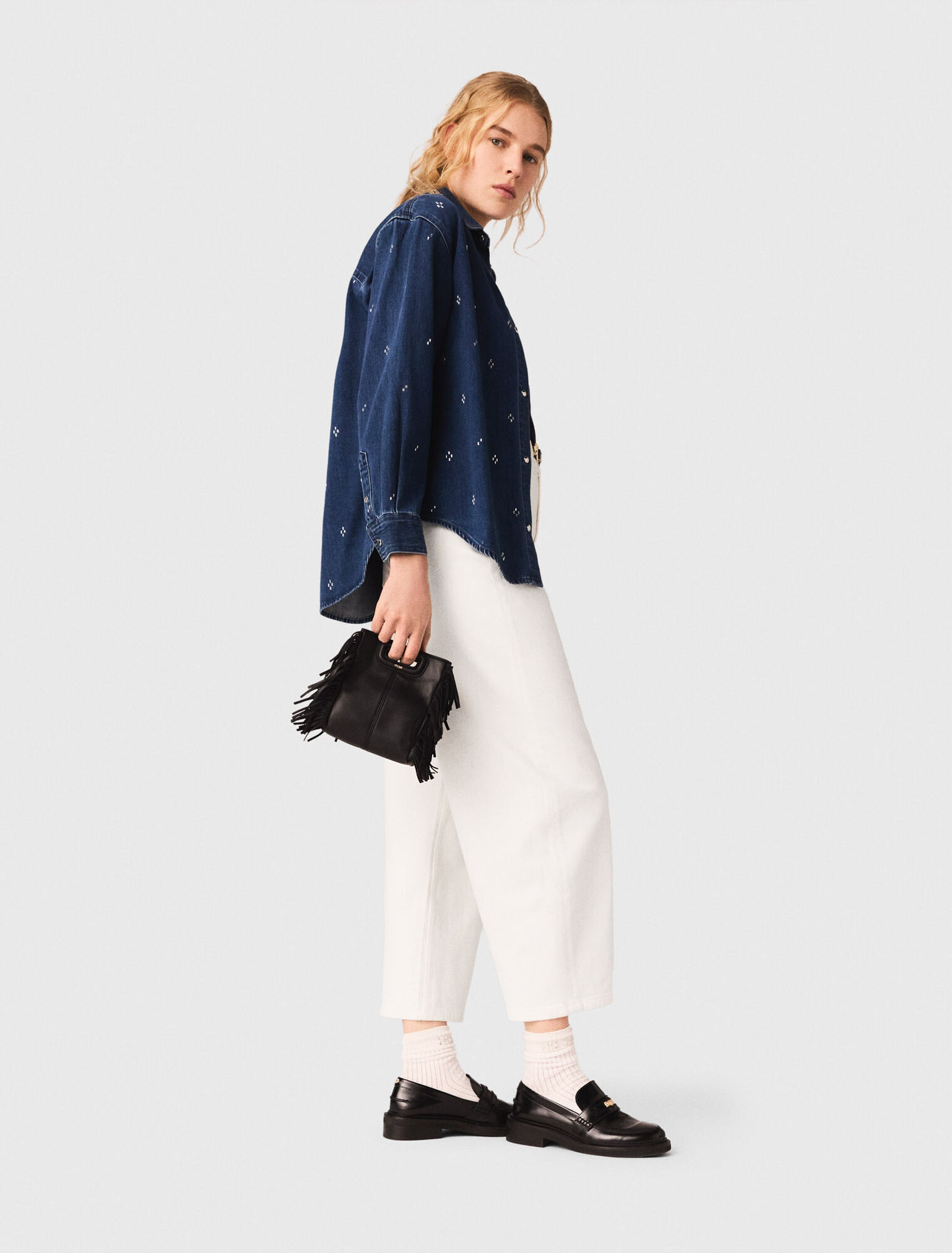 Leather bag with chain strap