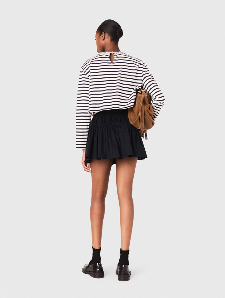 Striped long-sleeved T-shirt