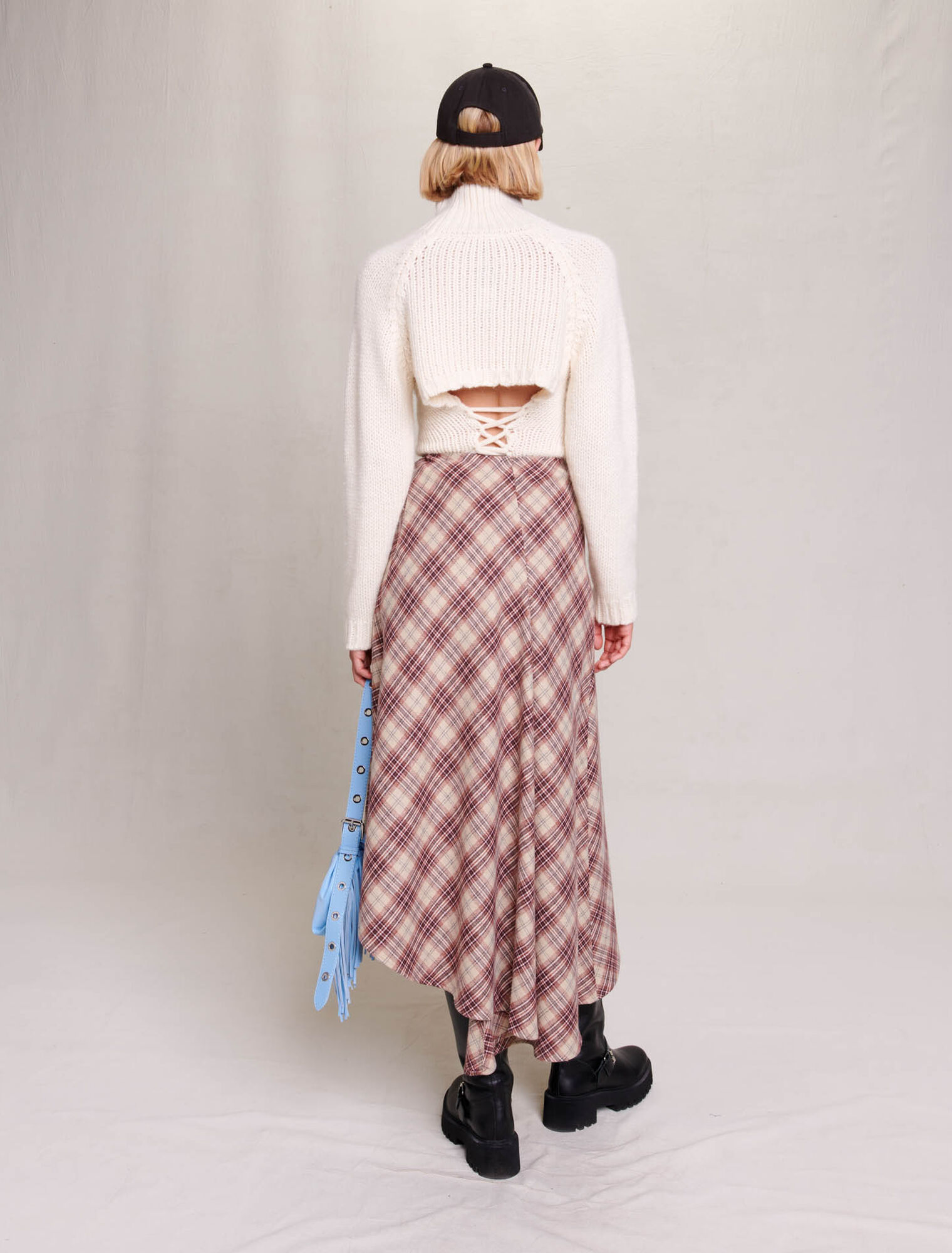 Asymmetrical skirt