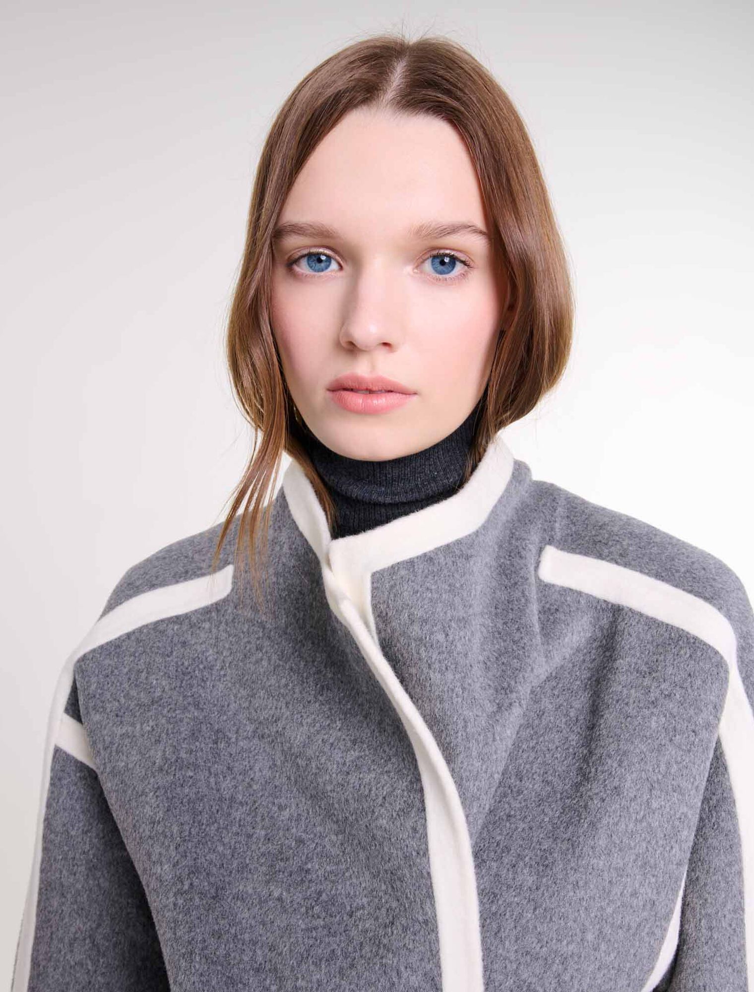 Short two-tone coat