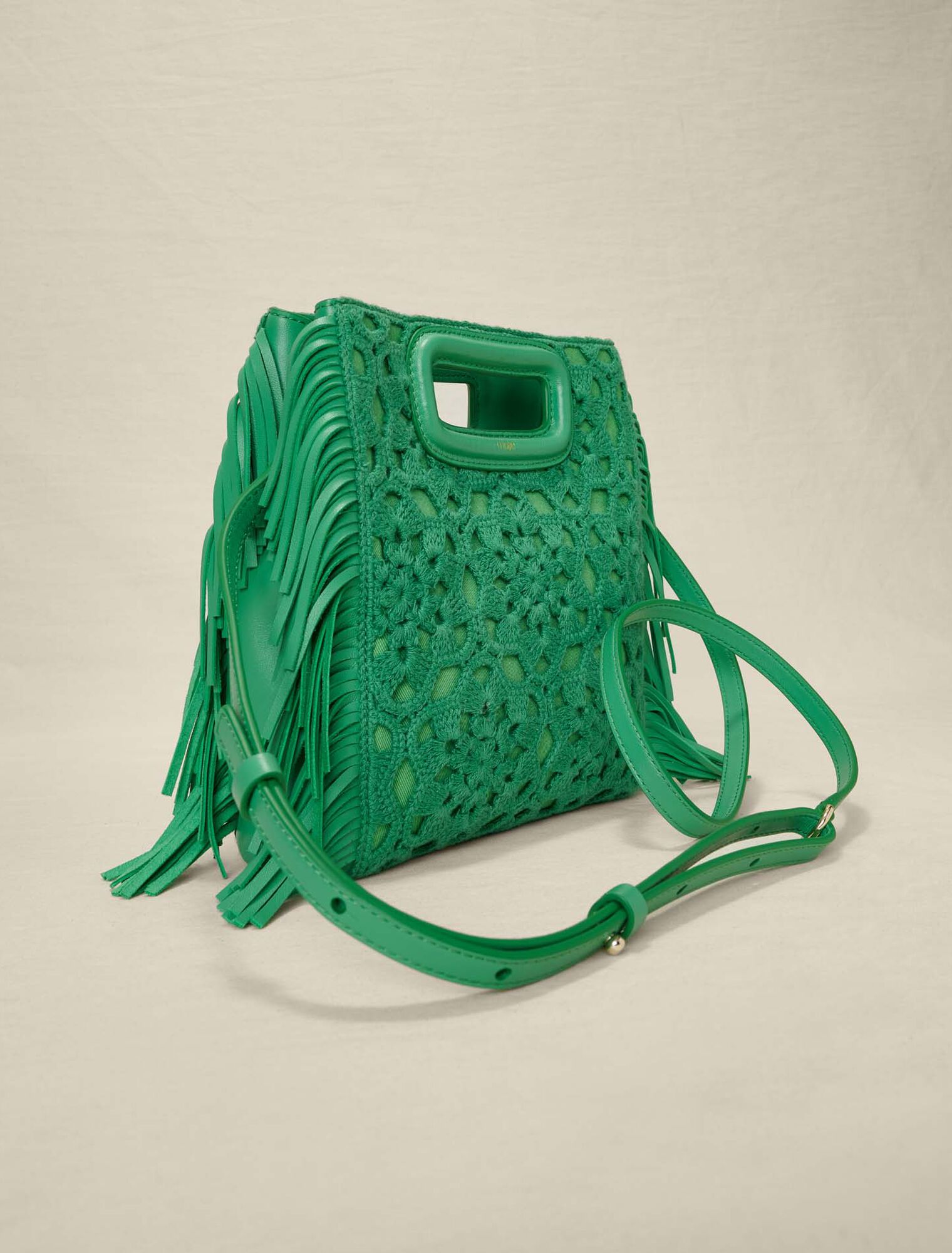 Crochet M bag