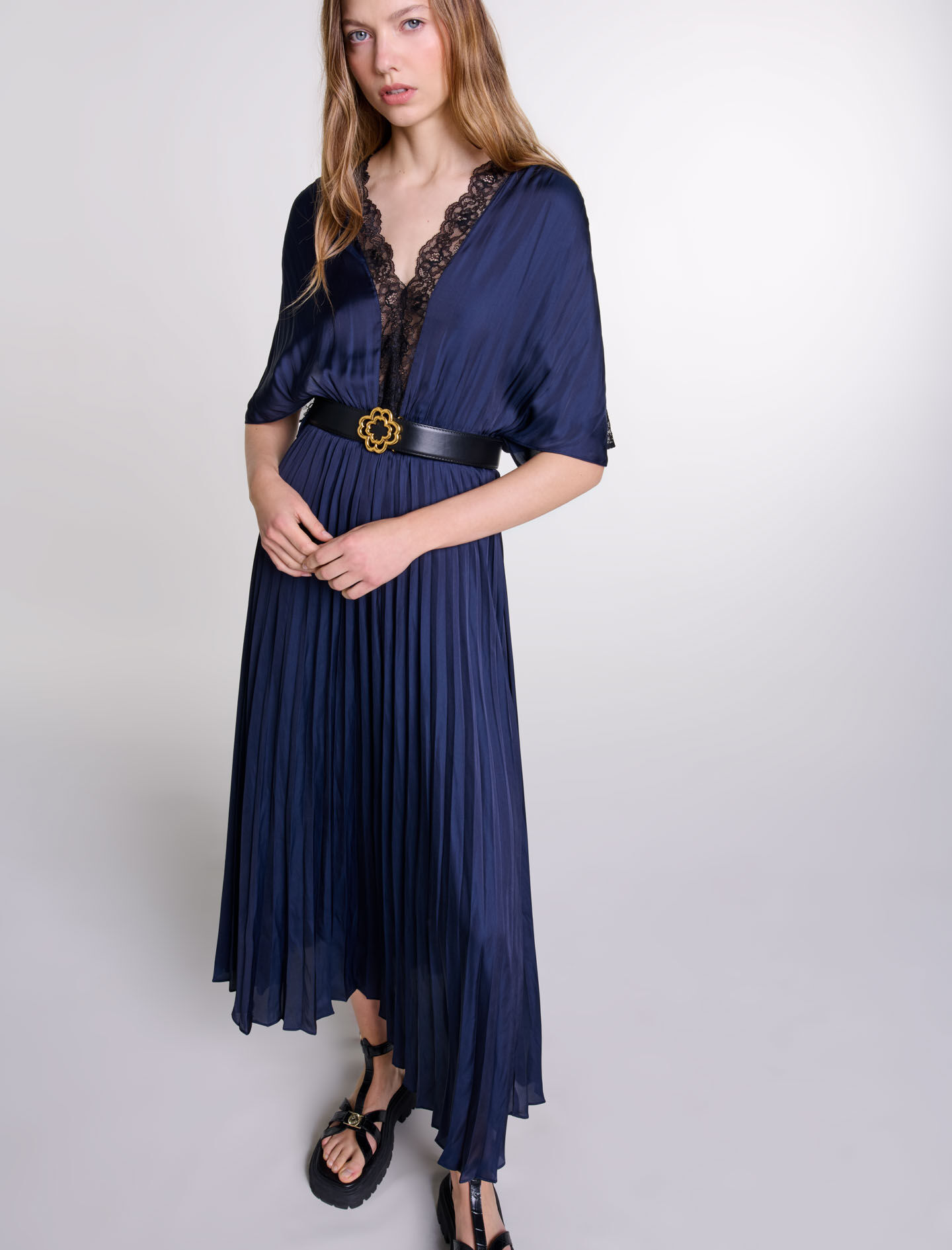 Pleated maxi dress with lace Bicolor For Women | Maje