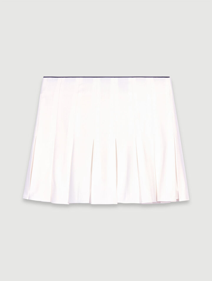 Short pleated skort