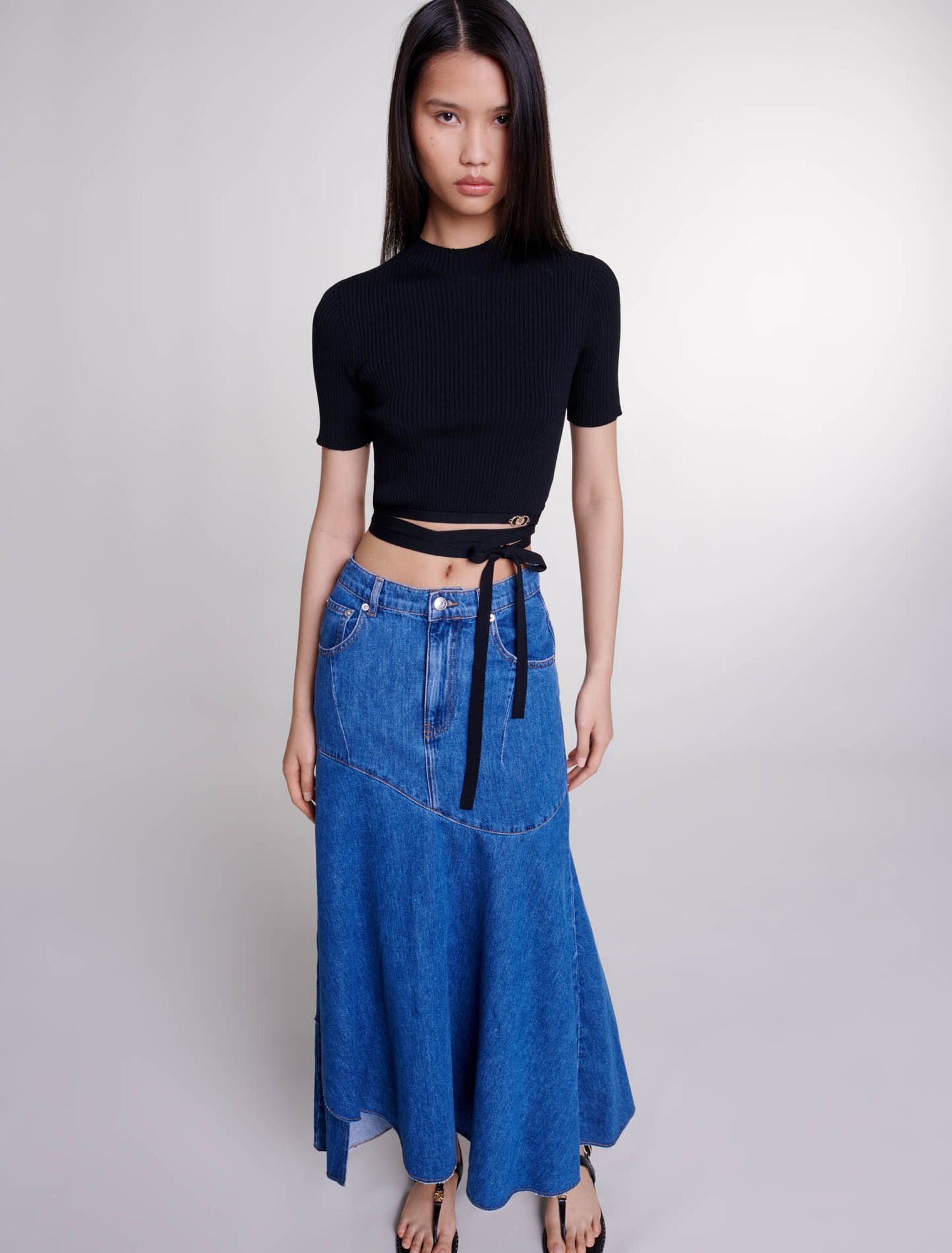 Criss-cross cropped top