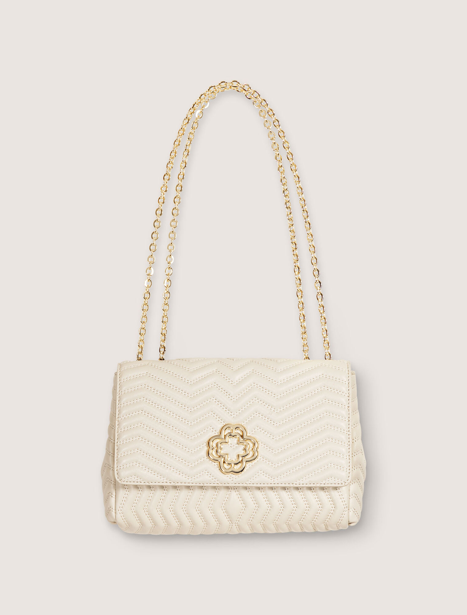 Leather bag with chain strap