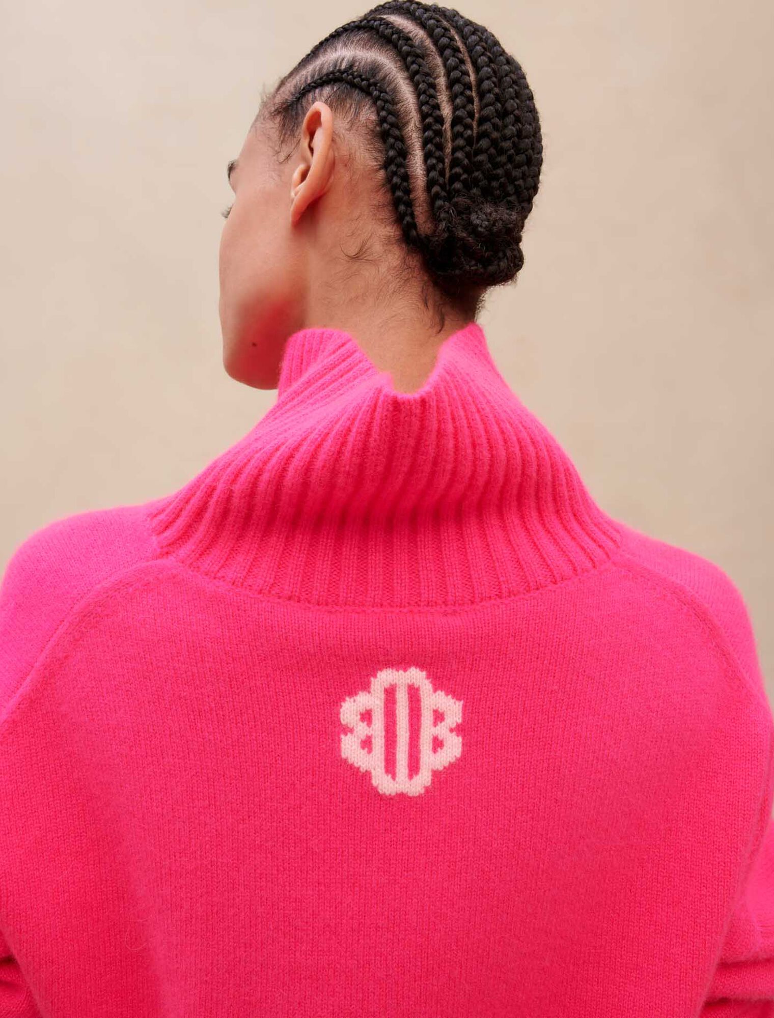 High neck cashmere sweater