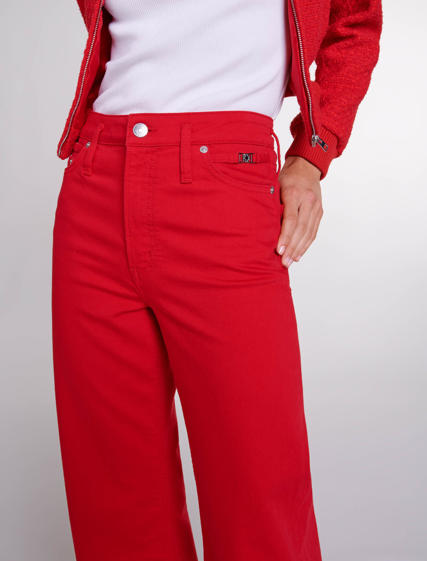Wide-leg denim jeans
