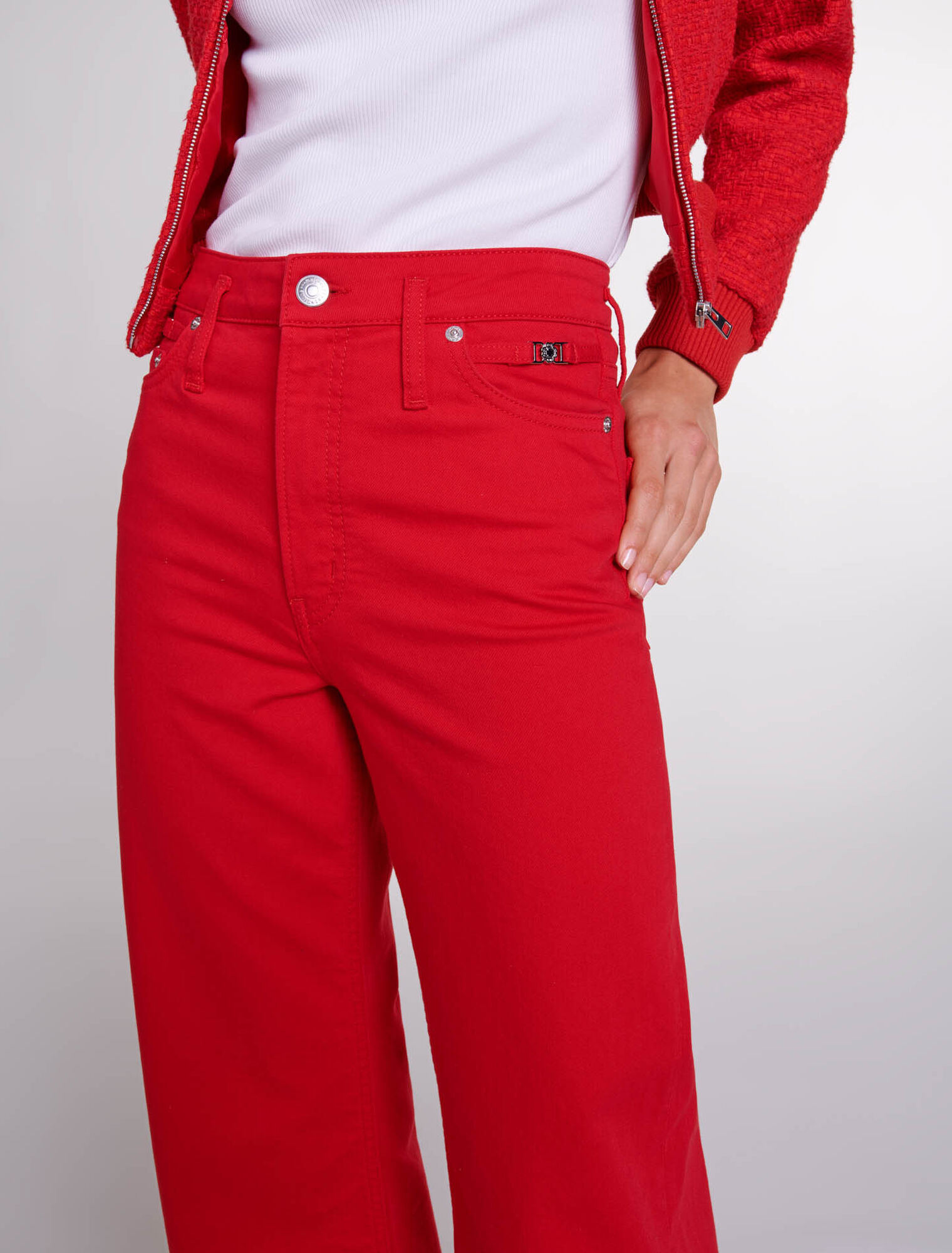 Wide-leg denim jeans