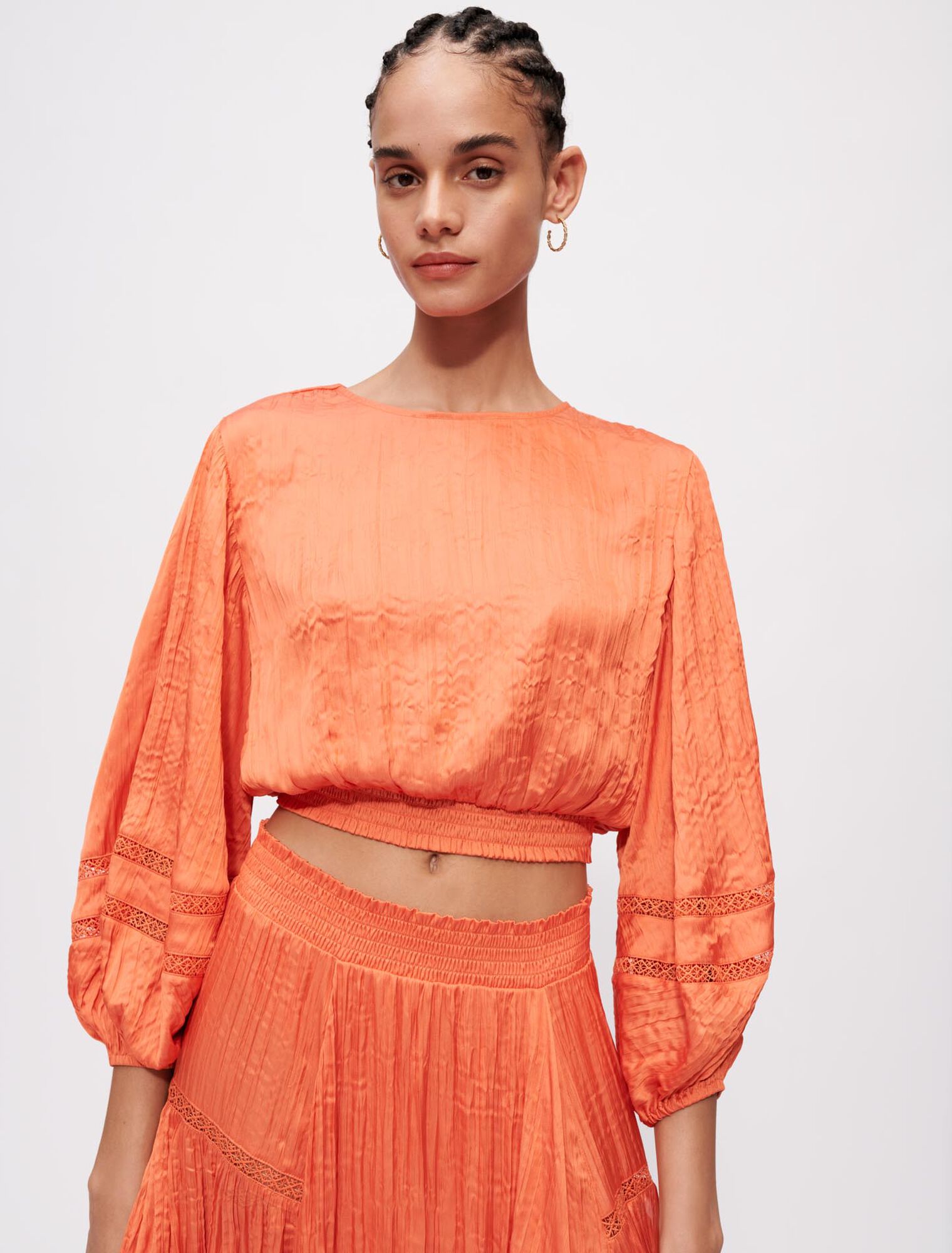 Crinkle-effect satin crop top