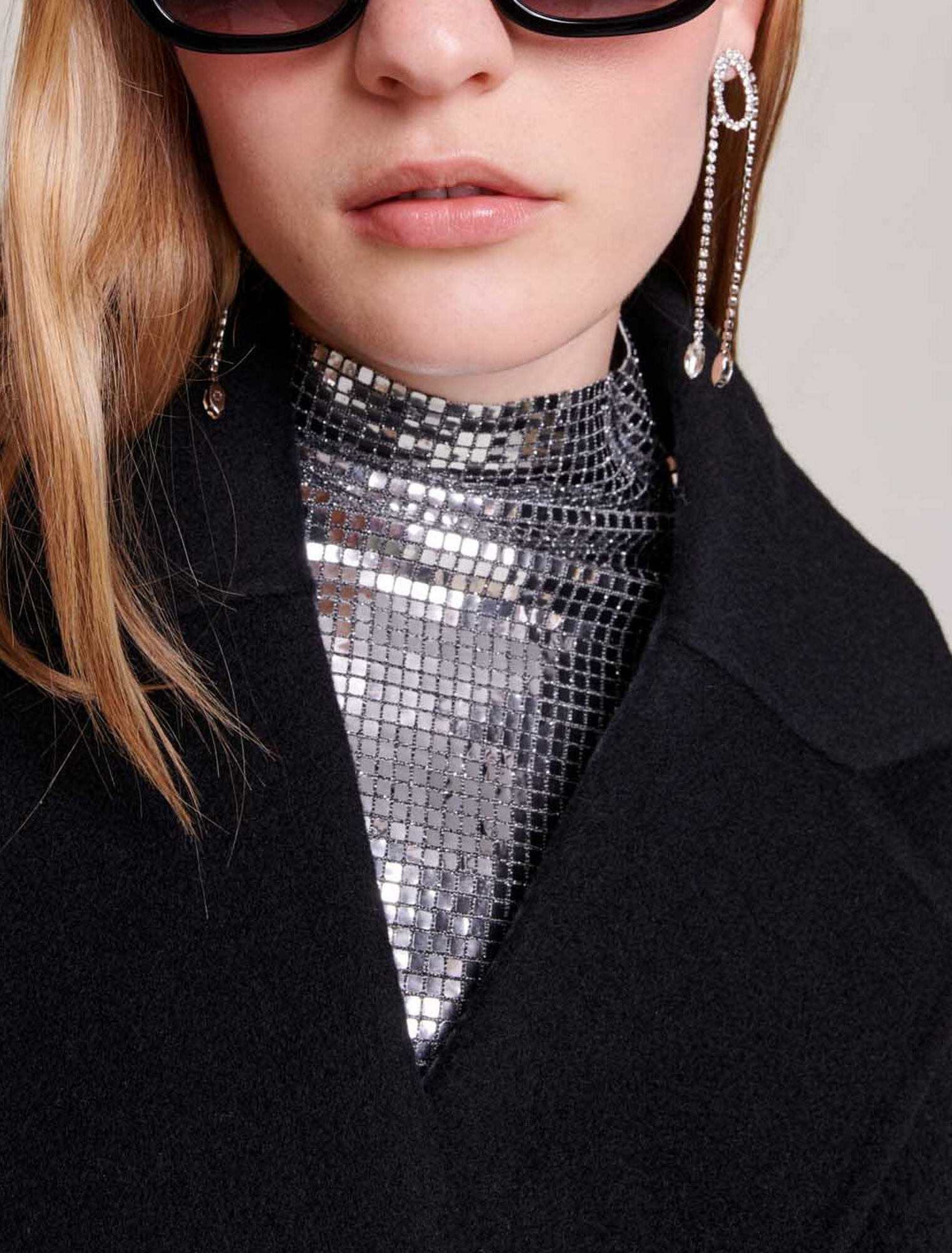 Short tied coat