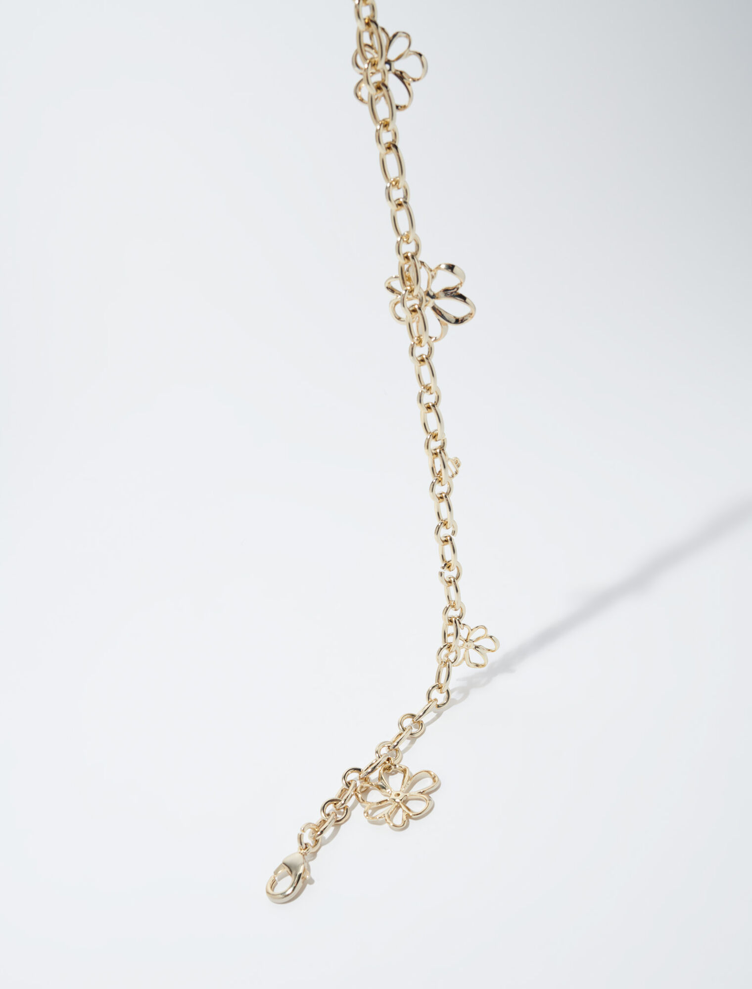 Chain belt with flowers