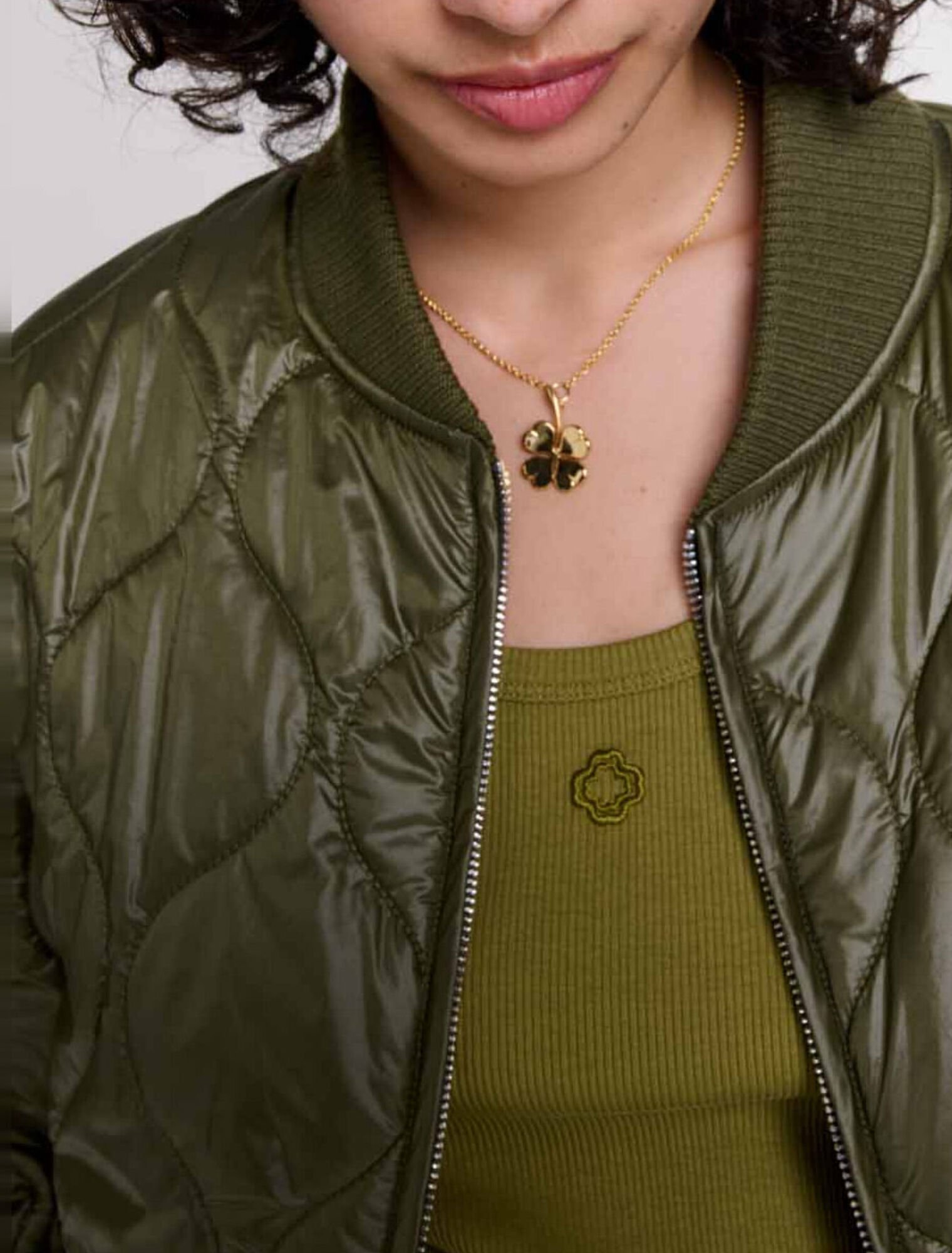 Short quilted jacket