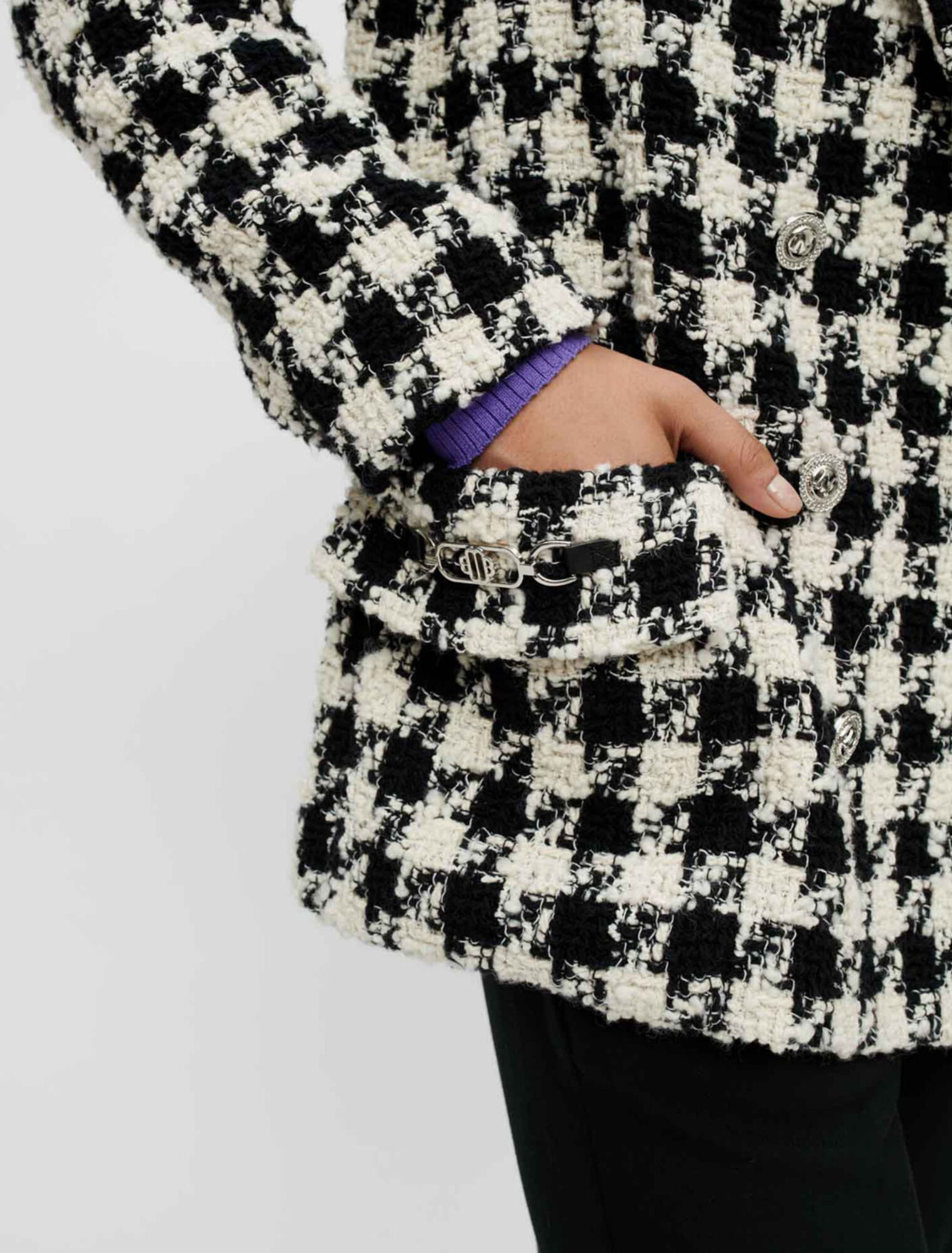 Wide, thick houndstooth jacket