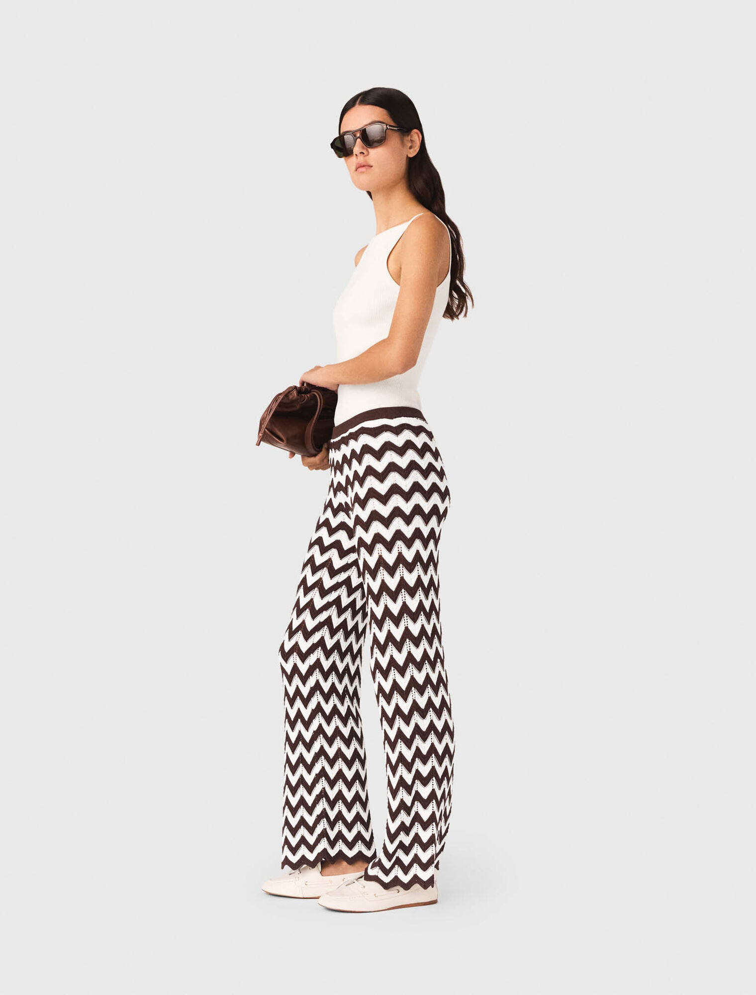 Zigzag crochet trousers