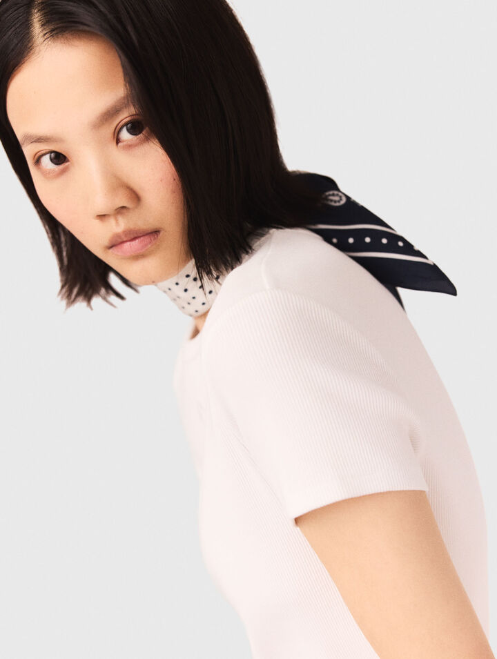 60x60 silk print bandana