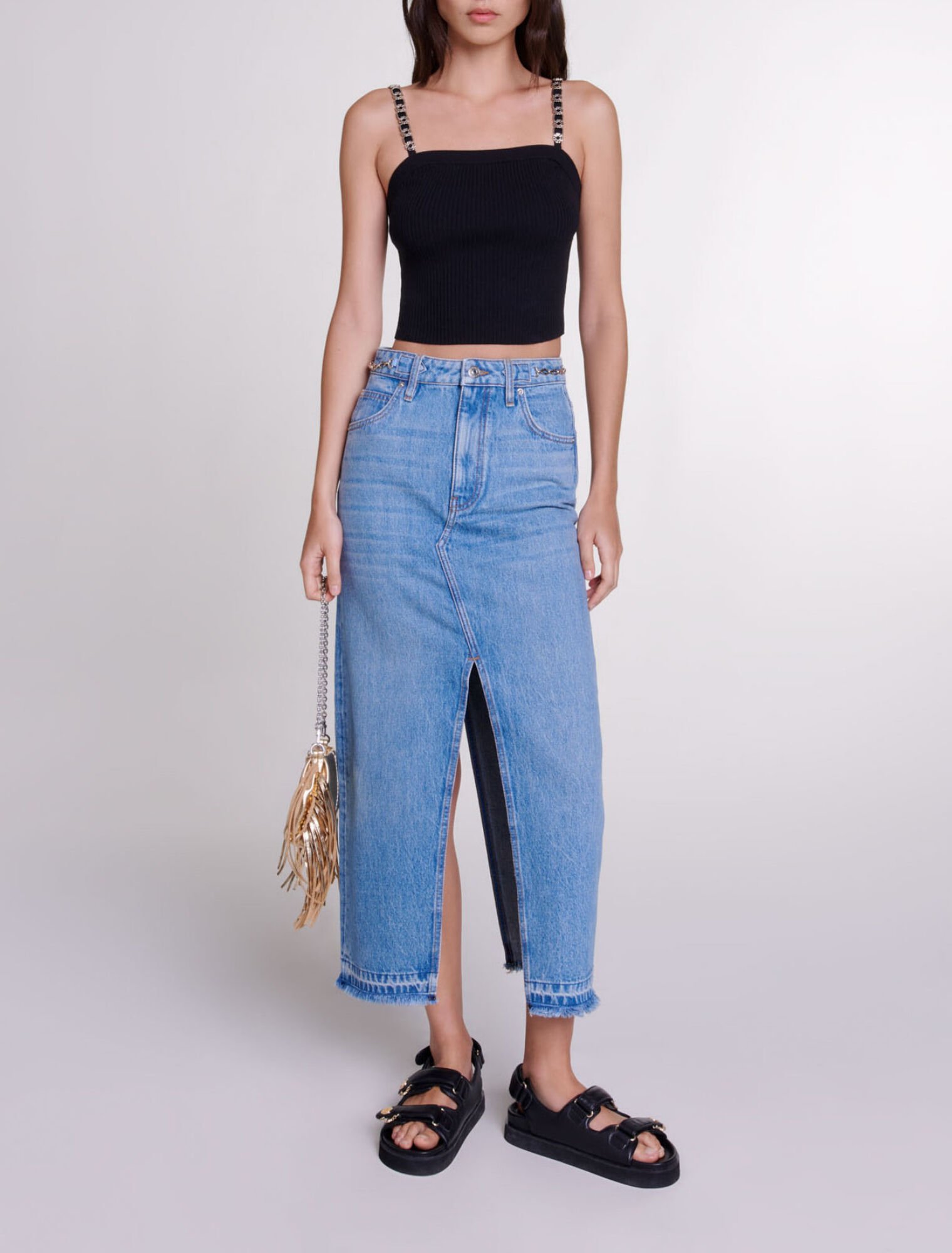 Crop top with removable straps