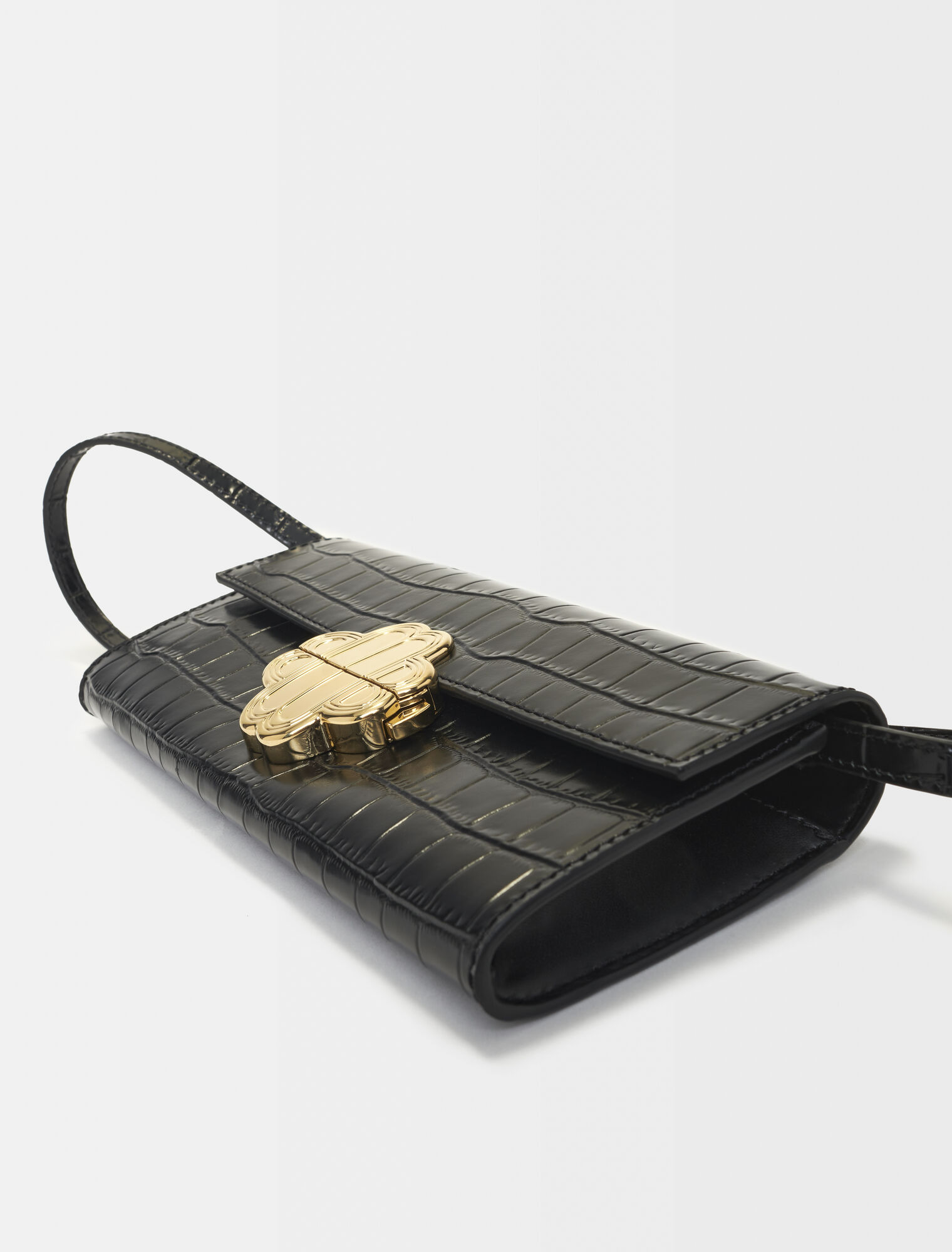 Croc-effect embossed leather bag