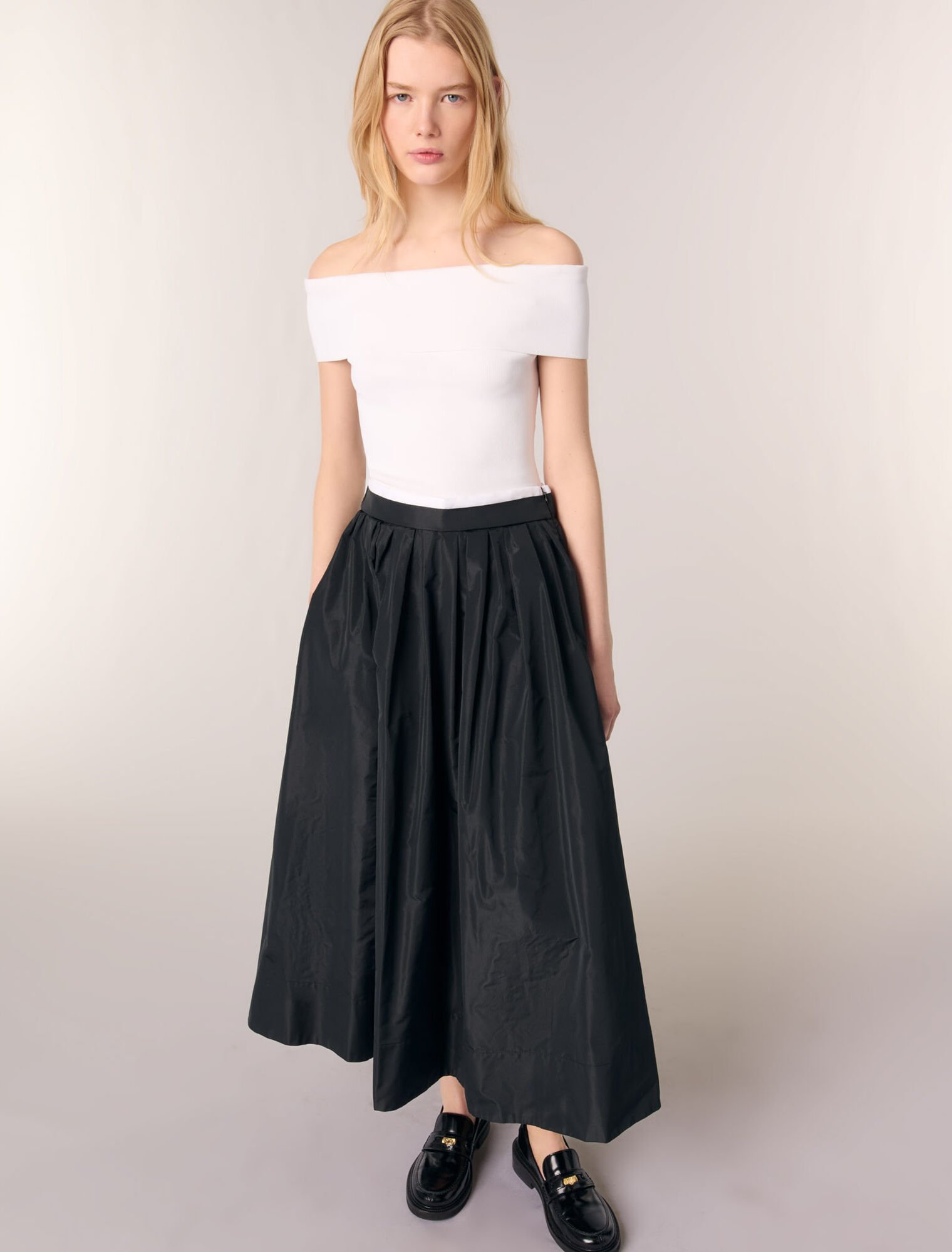 maxi skirt with contrast waistband