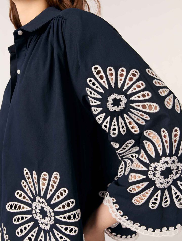 Cropped blouse with crochet detail