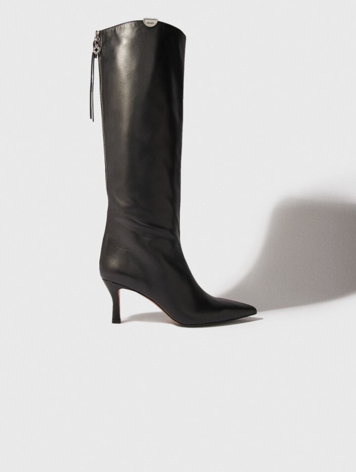 Pointed-toe leather boots