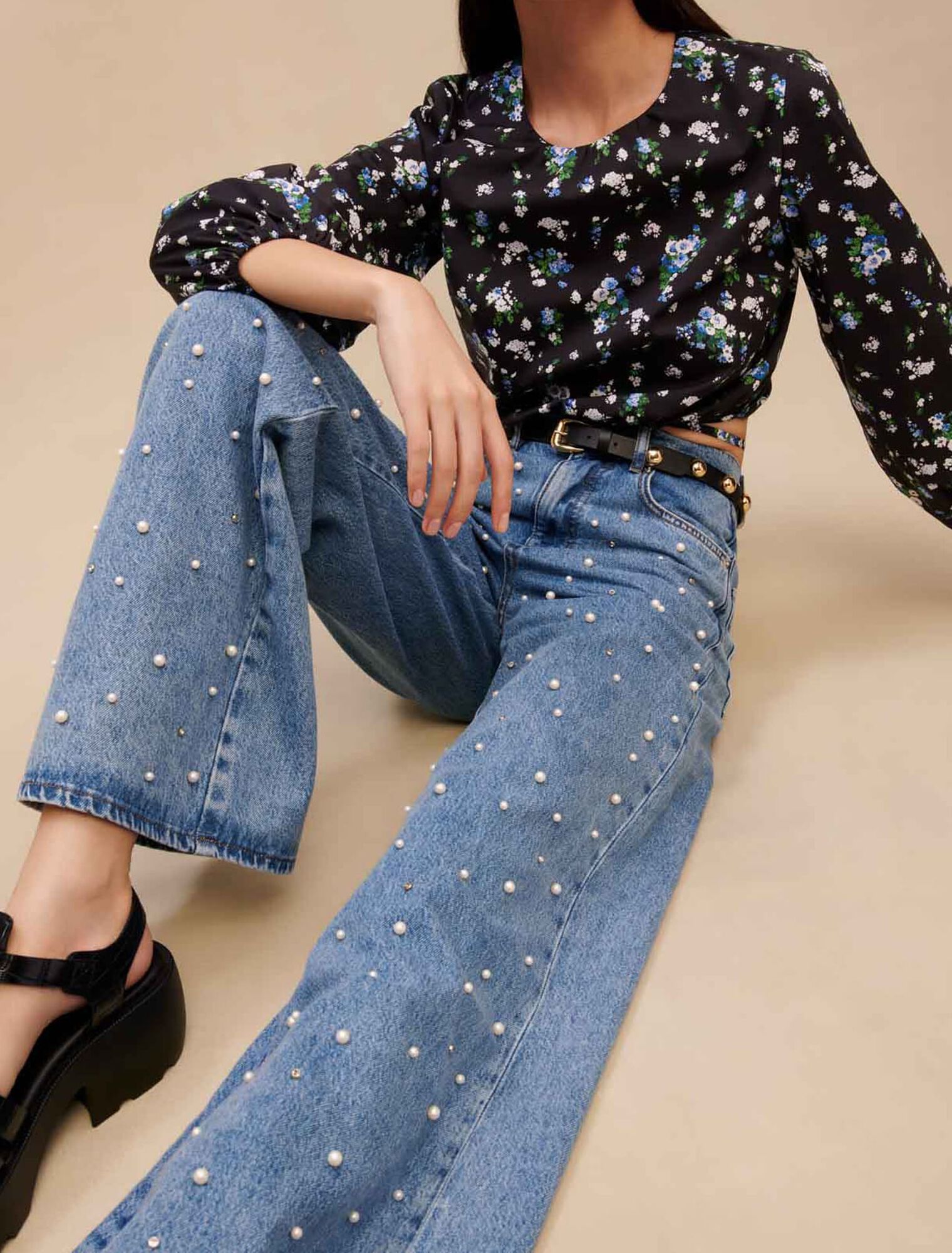 Wide-leg jeans with bead embellishment