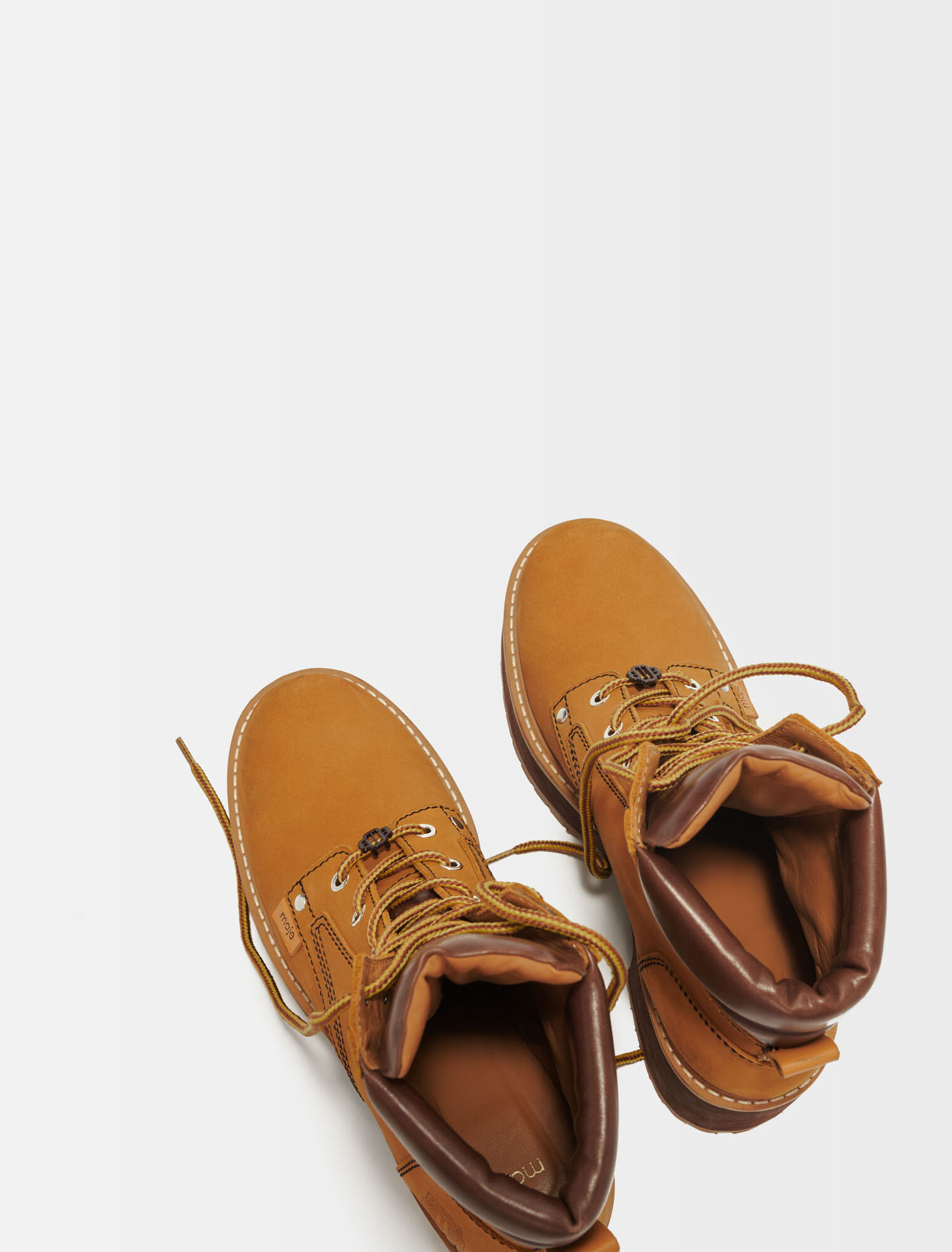 Heeled leather boots