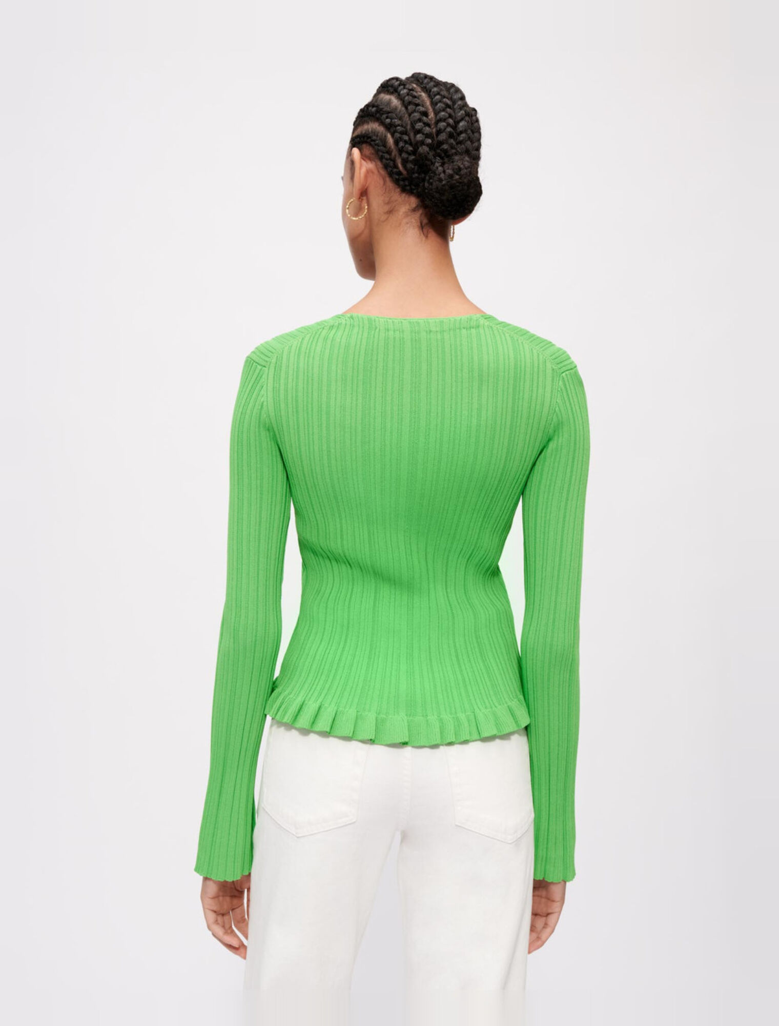 Ribbed and ruffled knitted cardigan