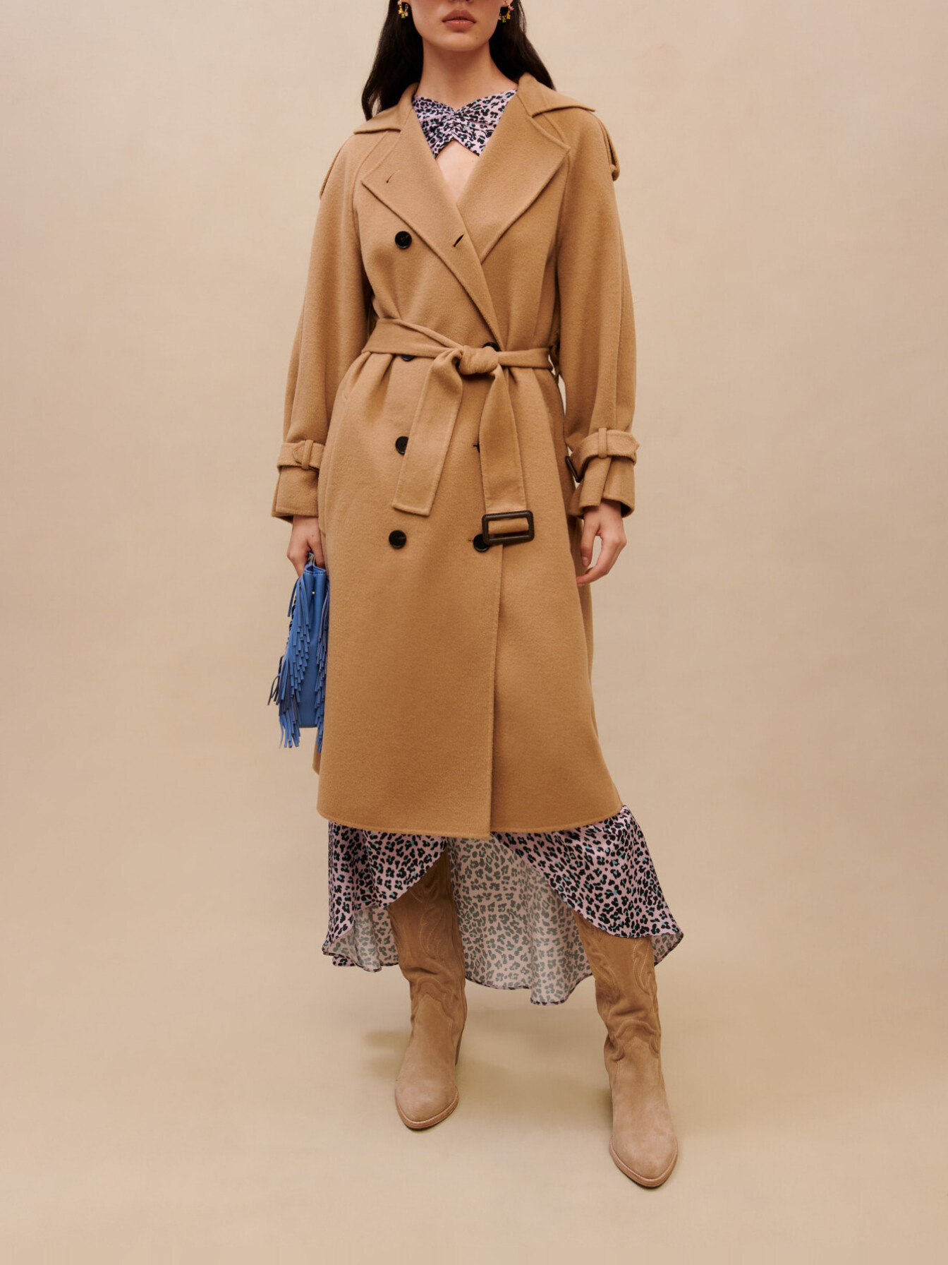 Woman
s wool, Camel wool coat for Spring/Summer, size Woman-See All-US L / FR 40, in color Beige / Beige