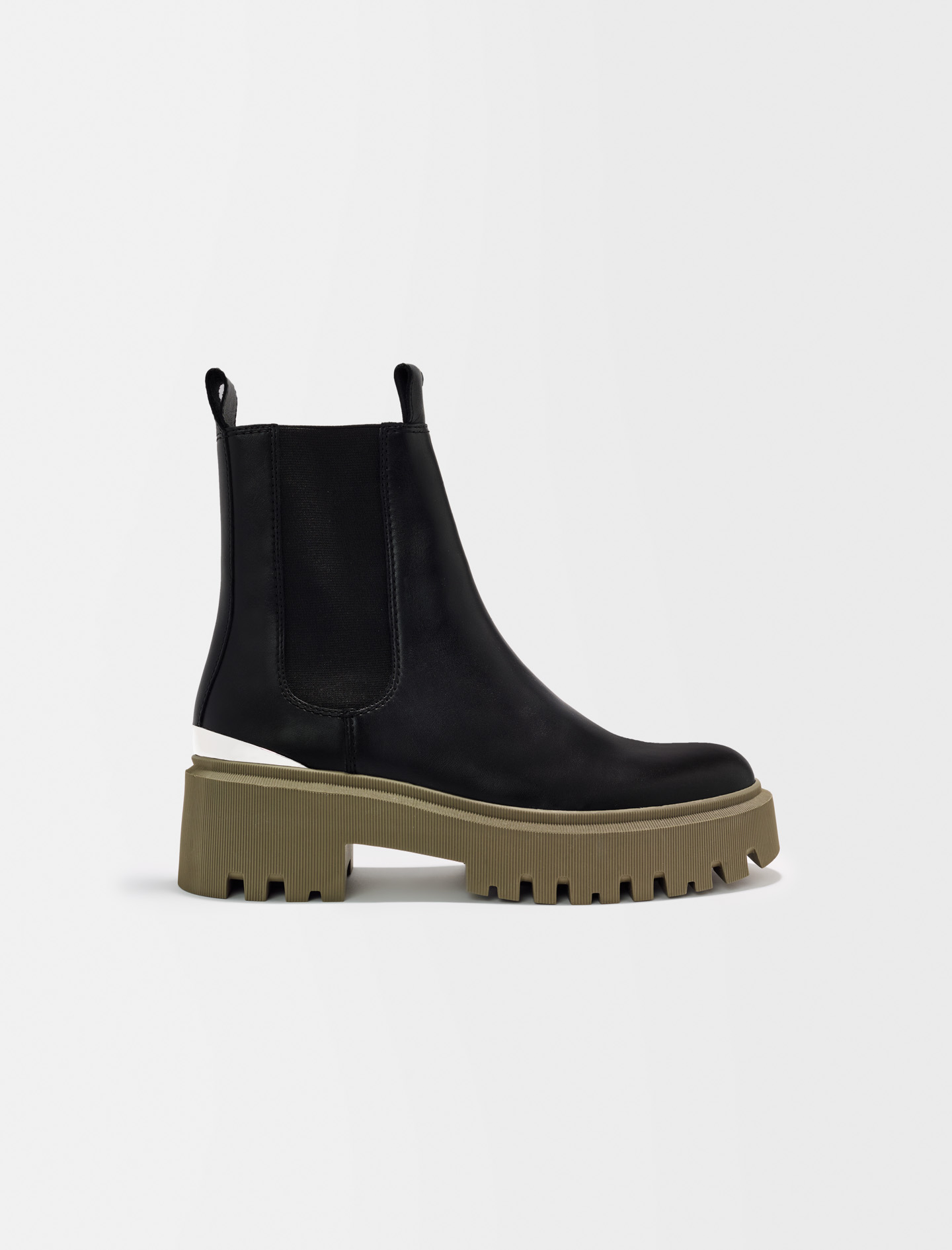 Woman
s goat Sock lining: Chelsea boots with khaki platform sole, size Woman-See All-US 9.5 / FR 40, in color Khaki / Beige