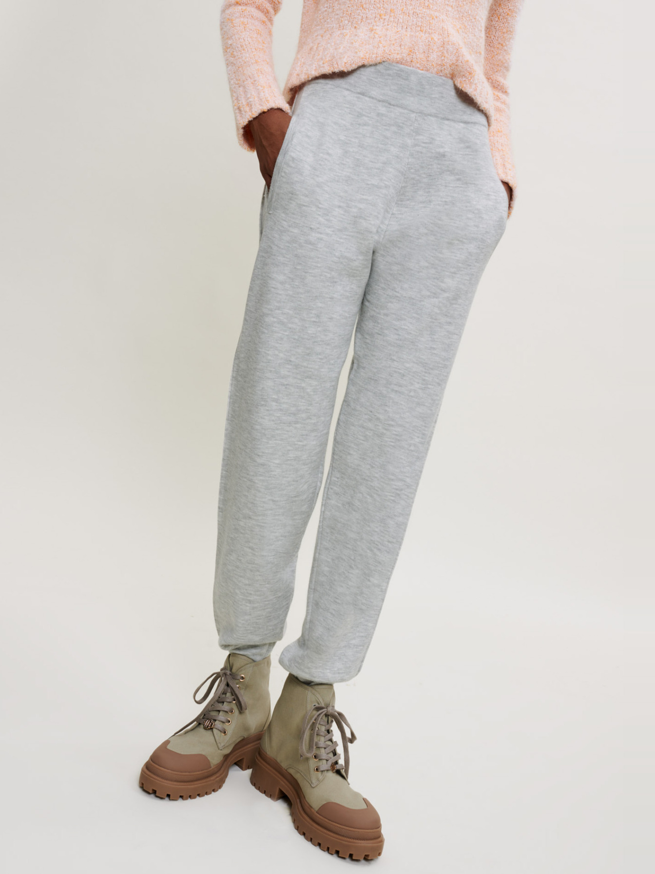 Woman
s polyester, Mottled fleece jogging pants for Spring/Summer, size Woman-See All-US XL / FR 41, in color Grey / Grey