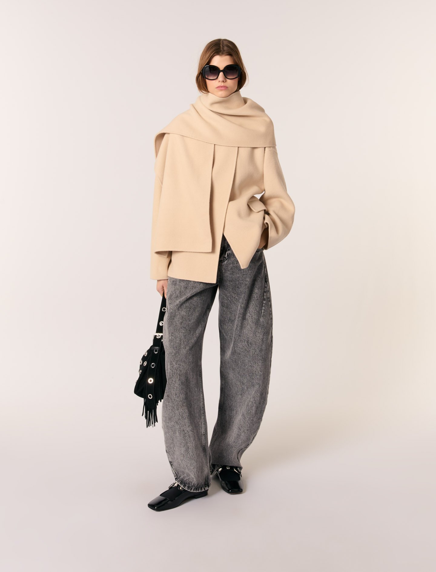 Woman's wool, Double-faced coat with scarf for Spring/Summer, size Woman-Coats-US XL / FR 41, in color Beige / Beige