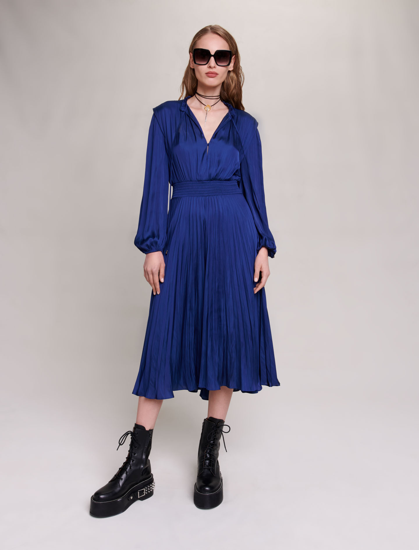 Woman
s polyester Pleated and satiny midi dress for Fall/Winter, size Woman-See All-US XL / FR 41, in color Klein Blue /