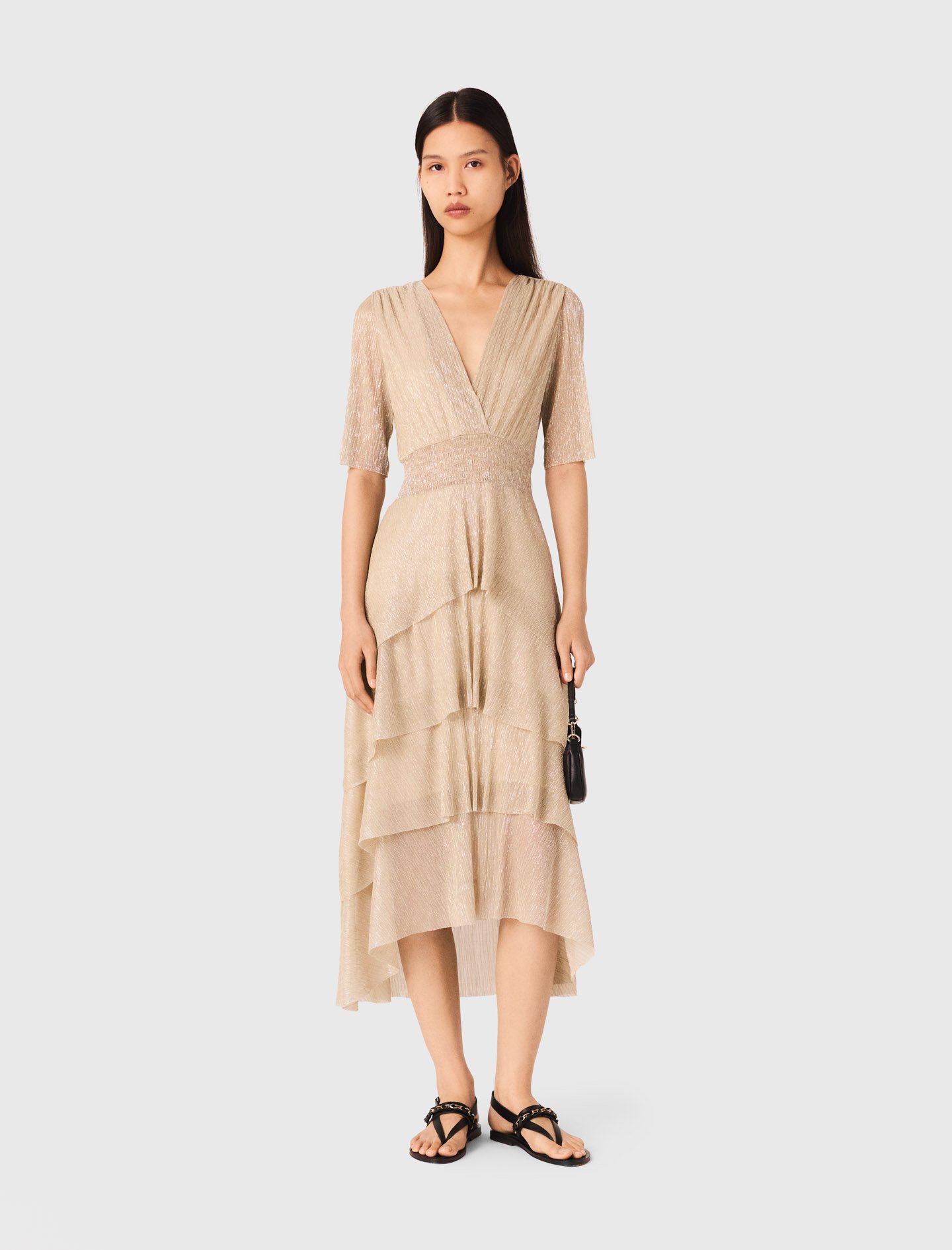 Woman's polyester Metallic ruffled dress for Spring/Summer, size Medium, in color gold silver /