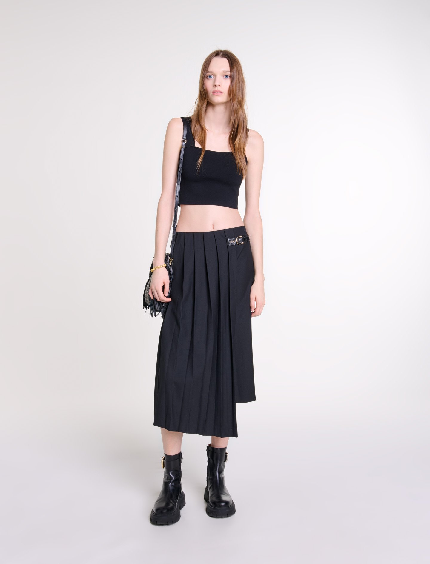 Woman's viscose, Knitted crop top with straps for Fall/Winter, size Woman-Tops & Shirts-US L / FR 3, in color Black / Black