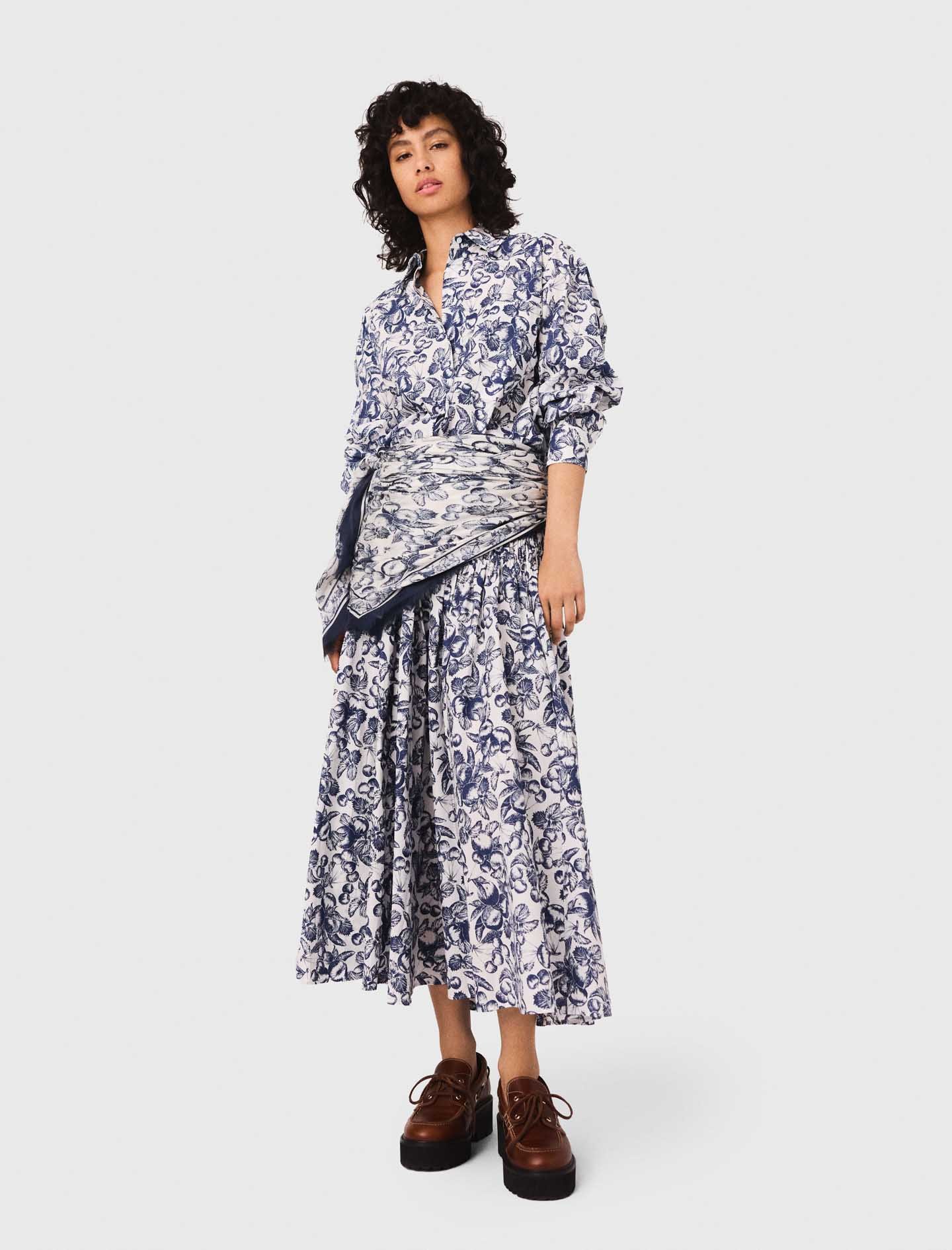 Woman's cotton Long patterned shirt for Fall/Winter, size Extra Small, in color Blue fruits print /