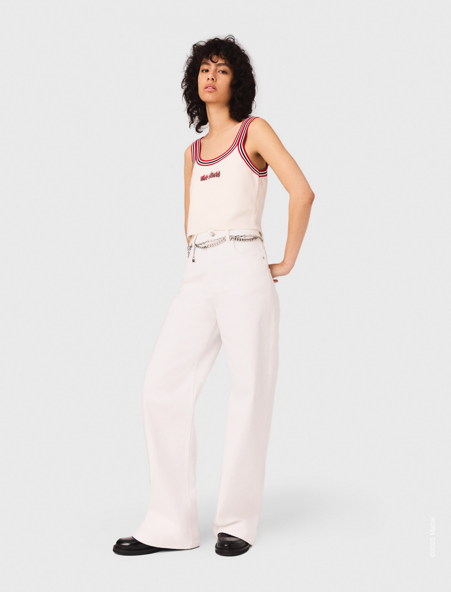 Woman's cotton Knit crop top for Fall/Winter, size Large, in color White / White