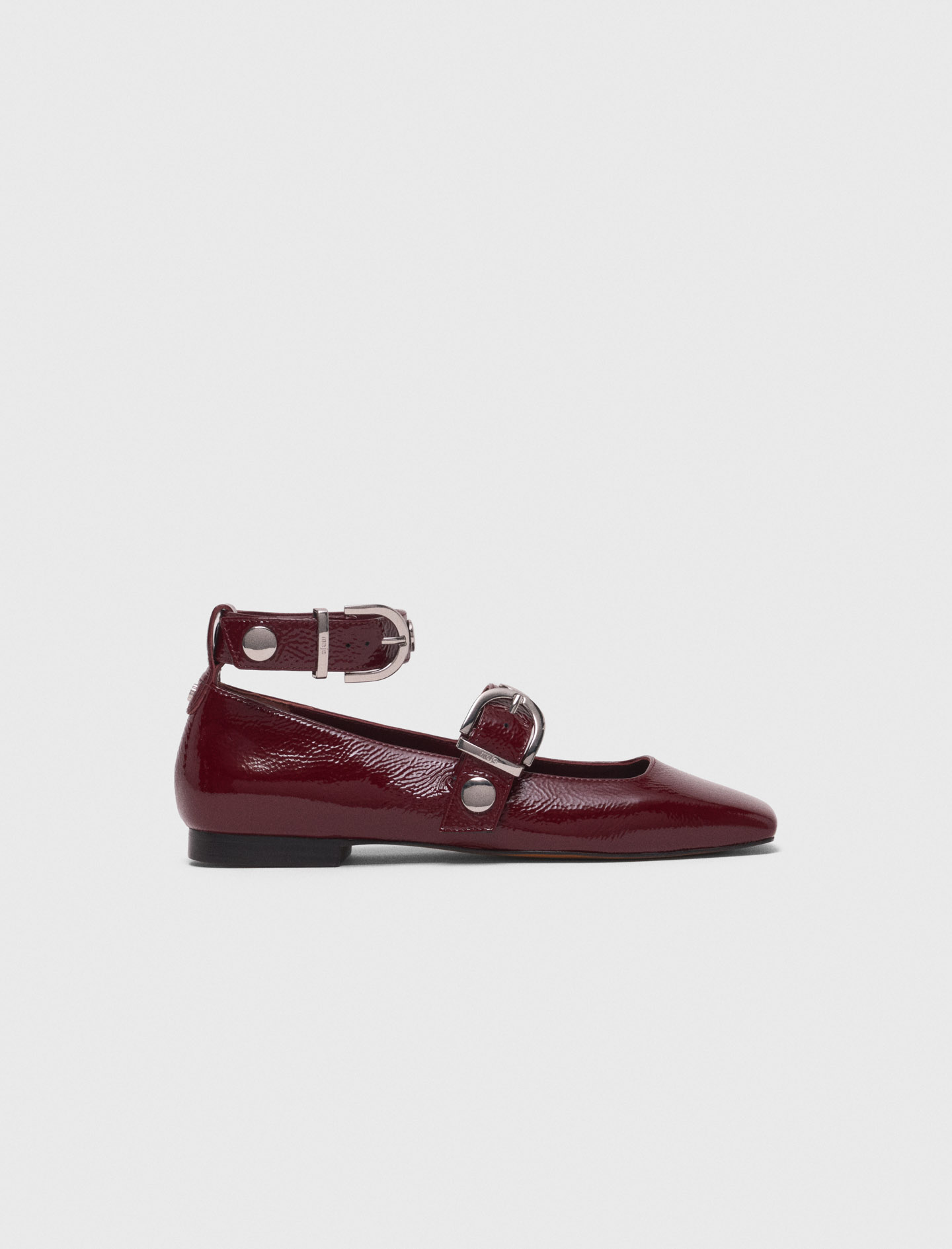 Woman's leather Studded leather Mary Jane flats for Fall/Winter, size 10.5, in color Burgundy /