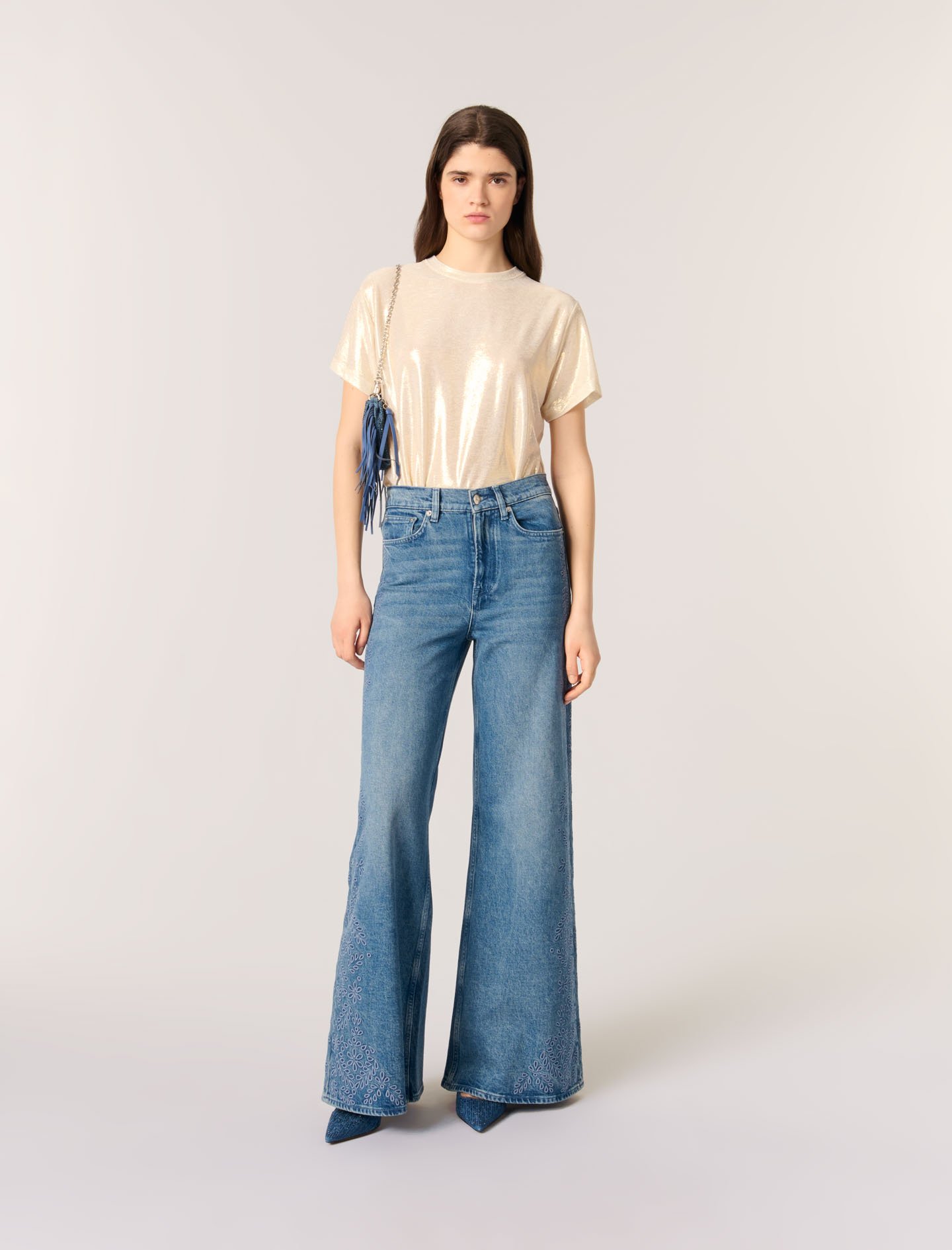 Woman's polyester Lamé T-shirt for Spring/Summer, size Small, in color Gold / Yellow